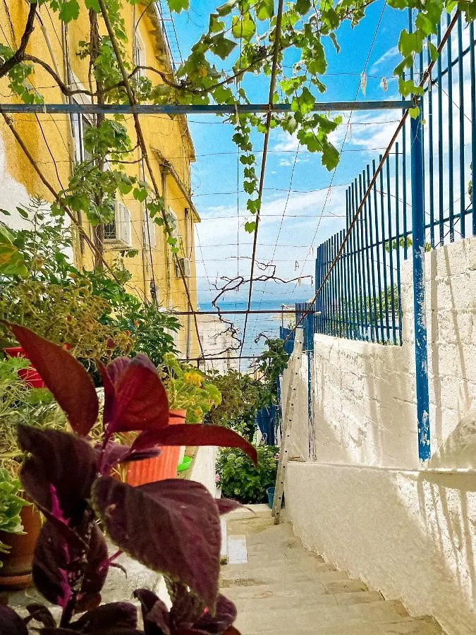 Hostel Andrey Σαράντα Αλβανία